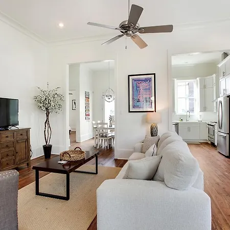 Charming Royal Queen Blocks From Fq! Villa
